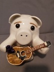Piggy Guitar